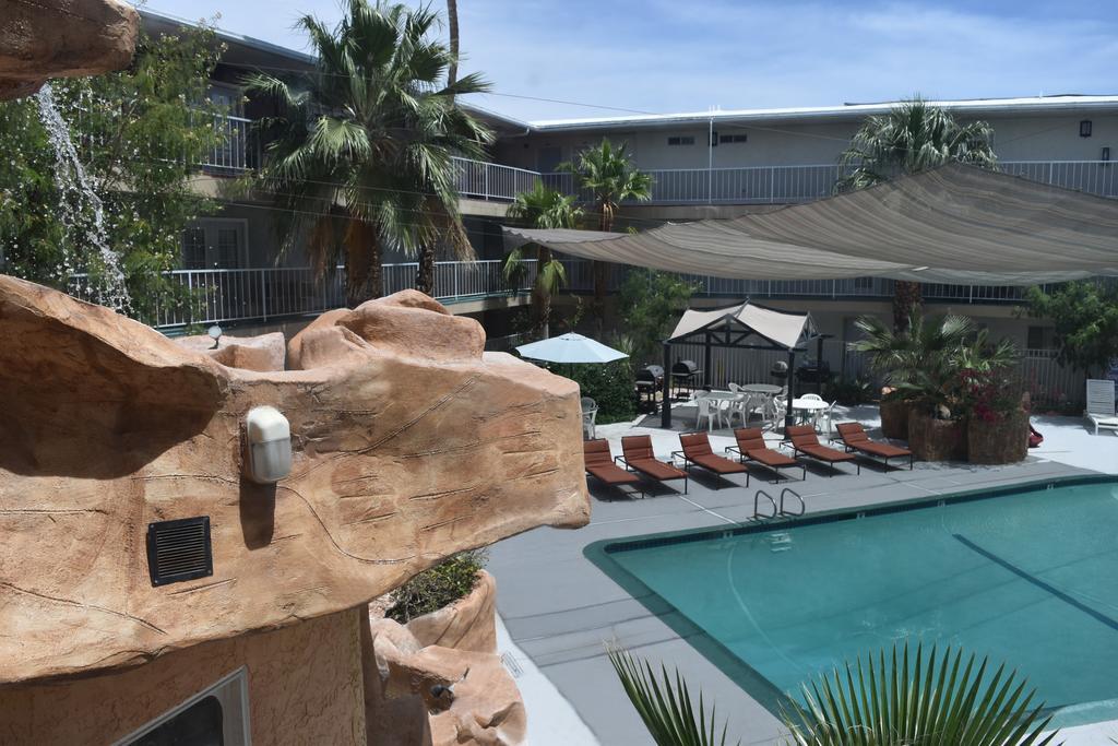 Hyundae Resort And Spa Desert Hot Springs Exteriör bild